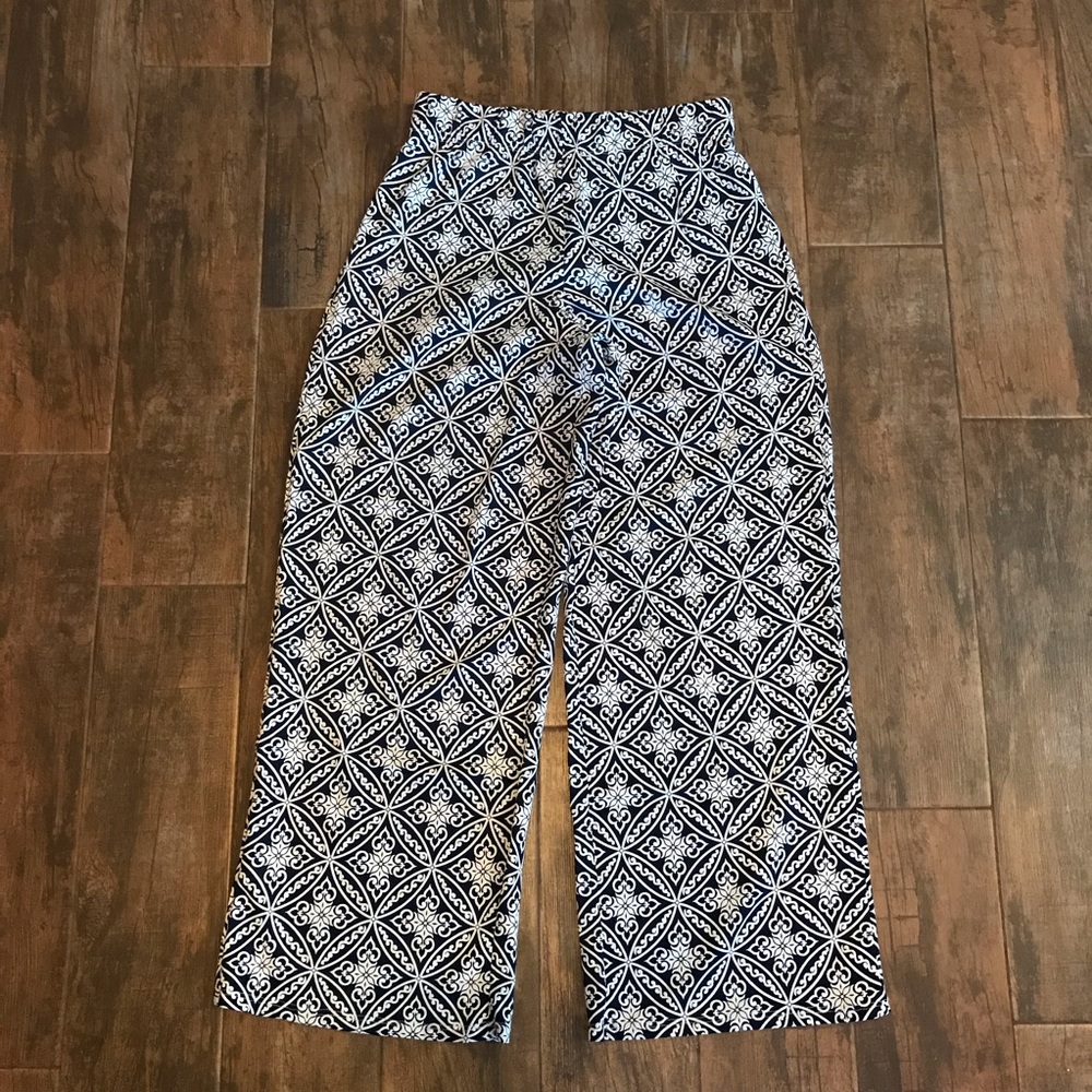 Wide Leg Dress Pants - Large